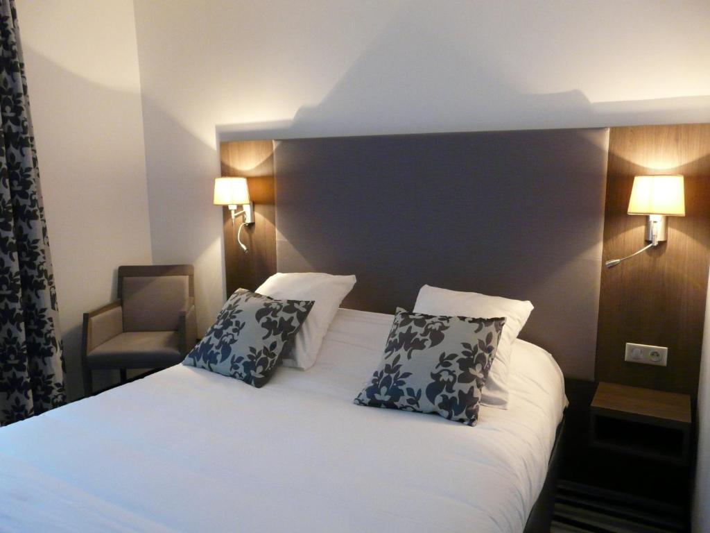 Kyriad Saint Quentin En Yvelines - Montigny Room photo